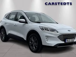 Vit Begagnad 2020 Ford Kuga Titanium SUV | 299 600 kr (Lite dyr)
