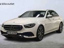 Vit Begagnad 2021 Mercedes E300 Sedan | 369 900 kr