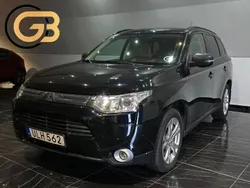 Svart Begagnad 2014 Mitsubishi Outlander SUV | 94 900 kr (Marknadspris)