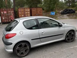 Grå Begagnad 2003 Peugeot 206 GTi Halvkombi | 10 000 kr (Bra pris)