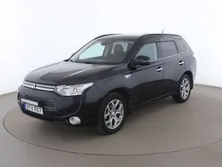 Svart Begagnad 2014 Mitsubishi Outlander SUV | 117 000 kr (Bra pris)