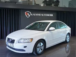Vit Begagnad 2011 Volvo S40 Sedan | 69 900 kr (Marknadspris)