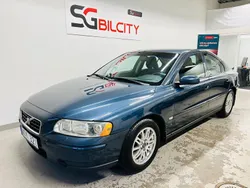 Blå Begagnad 2005 Volvo S60 Business Edition Sedan | 39 900 kr (Lite dyr)