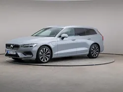 Grå Begagnad 2023 Volvo V60 Core Kombi | 429 000 kr (Lite dyr)