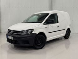 Vit Begagnad 2016 VW Caddy Minibuss | 109 900 kr (Bra pris)