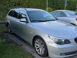 Grå Begagnad 2010 BMW 520 Kombi | 65 000 kr