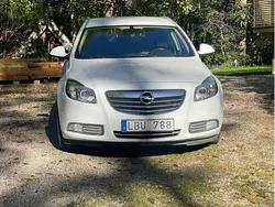 Vit Begagnad 2011 Opel Insignia Edition Kombi | 53 000 kr (Superpris)