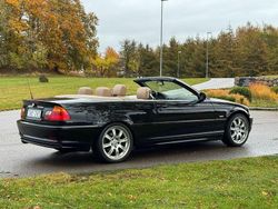 Svart Begagnad 2001 BMW 325 Cabriolet Cab | 125 000 kr (Dyr)