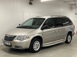 Ljusgrå Begagnad 2006 Chrysler Grand Voyager Minibuss | 73 000 kr