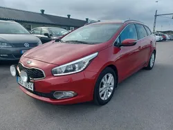 Röd Begagnad 2013 Kia Ceed Sportswagon Comfort Kombi | 64 900 kr (Marknadspris)