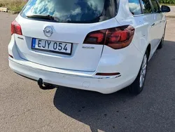 Vit Begagnad 2013 Opel Astra Kombi | 29 900 kr (Bra pris)