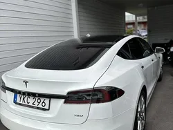 Vit Begagnad 2017 Tesla Model S Sedan | 229 000 kr (Superpris)