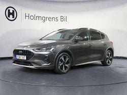 Grå Begagnad 2022 Ford Focus Active Kombi | 229 900 kr (Marknadspris)
