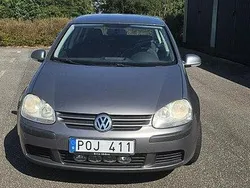 Grå Begagnad 2007 VW Golf V Halvkombi | 45 000 kr (Dyr)