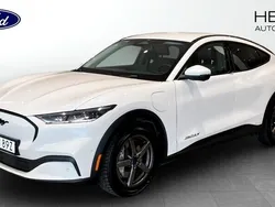 Vit (white) Begagnad 2022 Ford Mustang Mach-E SUV | 394 900 kr (Superpris)