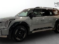 Grön (green) Begagnad 2025 Kia EV9 GT-Line SUV | 889 900 kr
