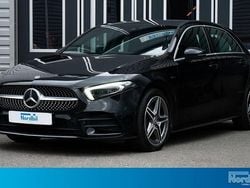 Svart Begagnad 2021 Mercedes A250 AMG Halvkombi | 279 800 kr (Bra pris)