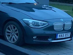 Grå Begagnad 2014 BMW 118 Urban Line Halvkombi | 110 000 kr (Marknadspris)