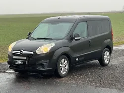 Svart Begagnad 2014 Opel Combo Minibuss | 59 900 kr (Lite dyr)