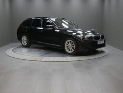 Svart Begagnad 2022 BMW 320 Kombi | 409 000 kr (Dyr)