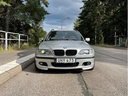 Grå Begagnad 2004 BMW 330 M Sport Kombi | 30 000 kr (Superpris)
