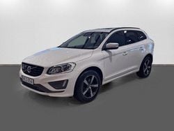 Vit Begagnad 2017 Volvo XC60 R-Design SUV | 259 000 kr (Marknadspris)