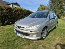 Grå Begagnad 2007 Peugeot 206 Halvkombi | 25 000 kr (Marknadspris)