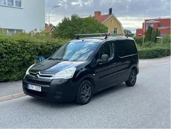 Svart Begagnad 2010 Citroën Berlingo Minibuss | 30 000 kr (Bra pris)