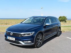 Mörkblå Begagnad 2018 VW Passat Alltrack GTS Kombi | 259 500 kr (Lite dyr)