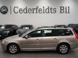 Ljusbrun Begagnad 2013 Volvo V70 Kinetic Kombi | 89 900 kr (Bra pris)