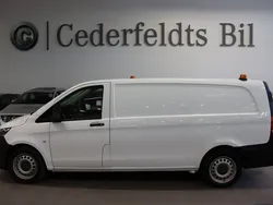 Vit Begagnad 2018 Mercedes Vito Minibuss | 298 900 kr (Lite dyr)