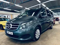Grå Begagnad 2016 Mercedes V220 Minibuss | 289 000 kr (Superpris)