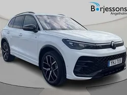 Vit Ny 2025 VW Tiguan R-line SUV | 569 900 kr (Marknadspris)