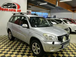 Silver Begagnad 2004 Toyota RAV4 SUV | 36 900 kr (Marknadspris)