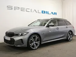 Grå Begagnad 2022 BMW 330e M Sport Kombi | 439 000 kr
