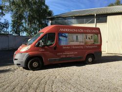 Röd Begagnad 2011 Peugeot Boxer Van | 105 000 kr