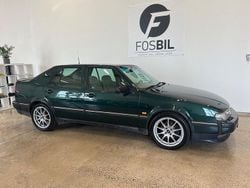 Grön Begagnad 1995 Saab 9000 Sedan | 49 900 kr
