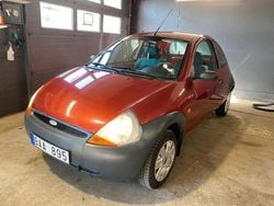 Mörkröd (röd) Begagnad 2006 Ford Ka Halvkombi | 16 900 kr
