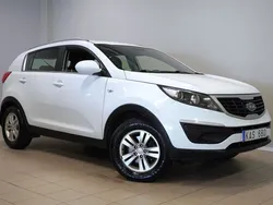 Vit Begagnad 2011 Kia Sportage EX SUV | 69 900 kr (Marknadspris)