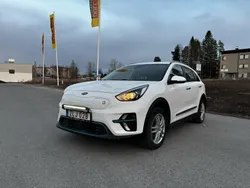 Vit Begagnad 2020 Kia e-Niro Advance SUV | 199 000 kr (Superpris)