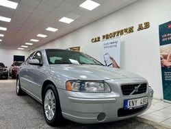 Ljusgrå (grå) Begagnad 2006 Volvo S60 Momentum Sedan | 44 900 kr (Lite dyr)