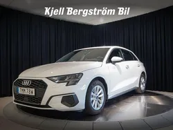Vit Begagnad 2023 Audi A3 Halvkombi | 289 000 kr (Marknadspris)