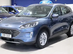 Blå (blue) Begagnad 2022 Ford Kuga Titanium SUV | 269 900 kr (Marknadspris)