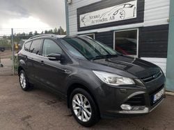 Grå Begagnad 2015 Ford Kuga Titanium SUV | 144 900 kr (Marknadspris)