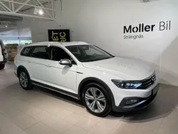 Vit Begagnad 2020 VW Passat Alltrack Kombi | 289 900 kr (Marknadspris)