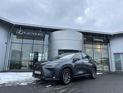 Grå Begagnad 2025 Lexus NX350h Business Edition SUV | 489 000 kr (Lite dyr)