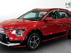Röd (red) Begagnad 2022 Kia Niro SUV | 319 900 kr (Lite dyr)