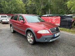 Mörkröd Begagnad 2008 Skoda Octavia Scout Kombi | 42 900 kr (Superpris)