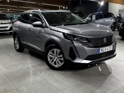Grå Begagnad 2021 Peugeot 3008 Allure Sedan | 279 900 kr (Marknadspris)