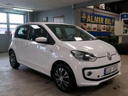 Vit Begagnad 2013 VW up! high up! Halvkombi | 79 500 kr (Marknadspris)